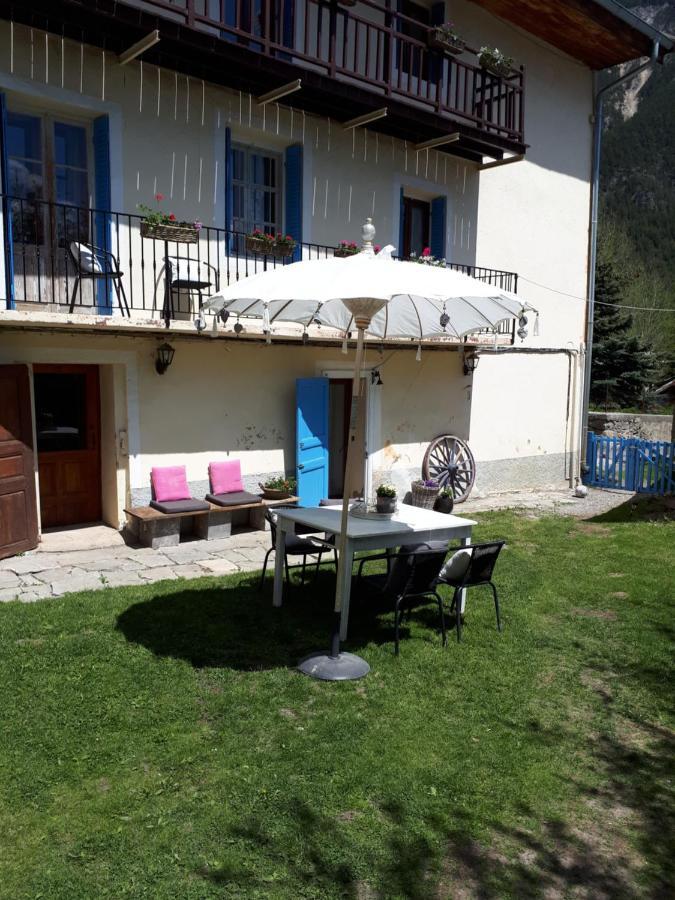 Bed And Breakfast Les Airelles Val-des-Prés Esterno foto